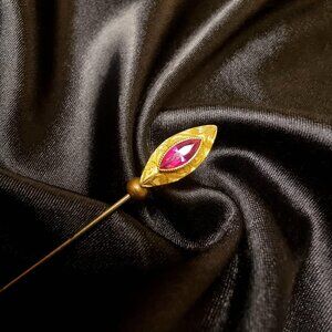 Antique Early XX Century Pink Stine Gold Tone Stick Hat Pin Pat No